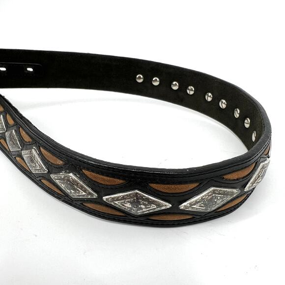 Vintage Justin Black Leather Belt Diamond Conchos Size 32 - Picture 8 of 10